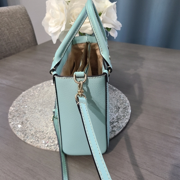 EUC - Kate Spade ♠️ Crossbody Bag w/bag charm - Picture 10 of 16